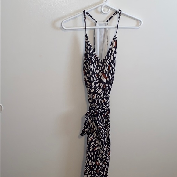 V neck spaghetti strap split dress - Picture 3 of 3